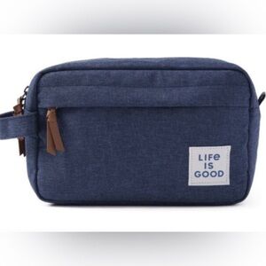 NWT Life is Good Dopp Toiletry Bag in Darkest Blue ✈️